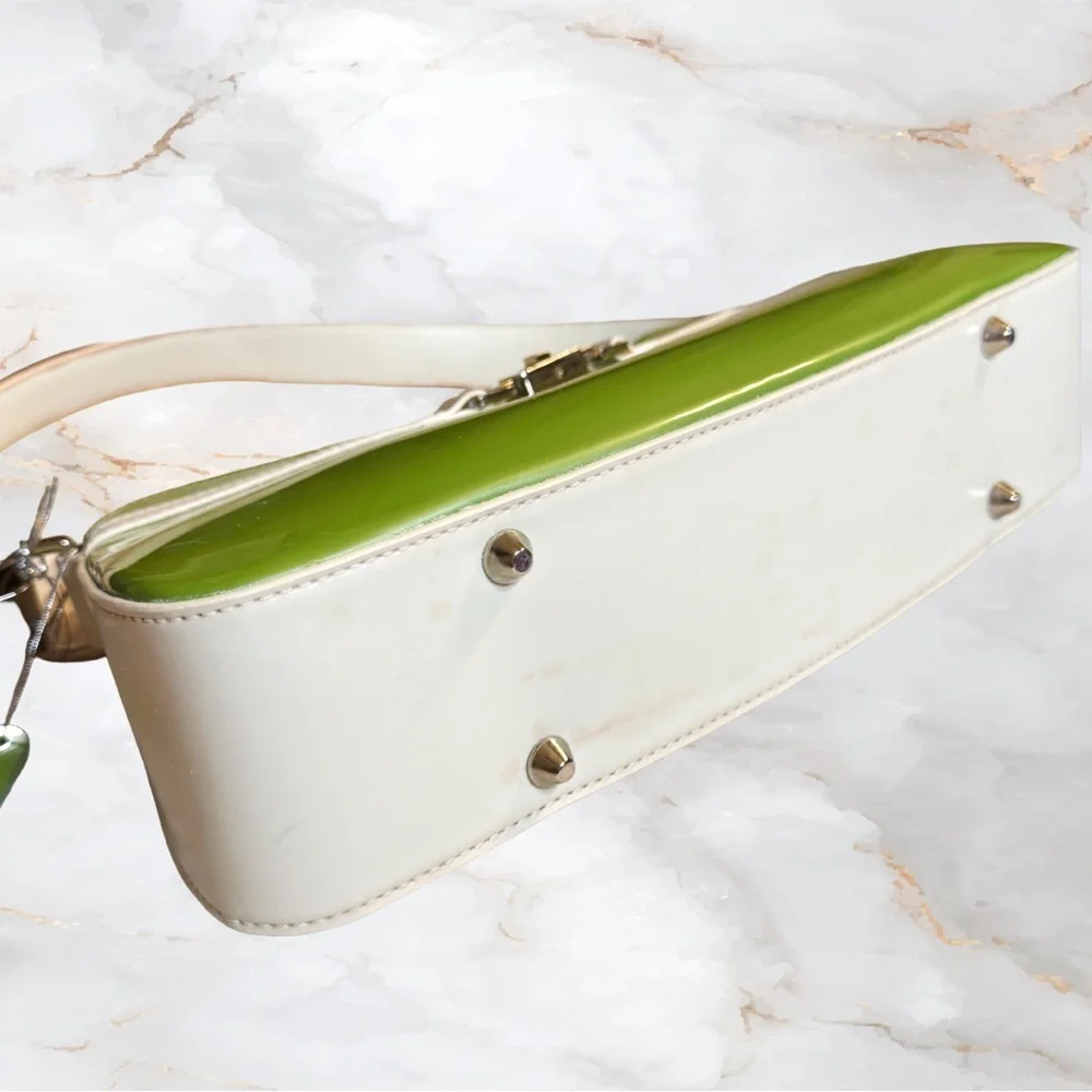 Beijo Y2K Avocado Green Glossy Hobo Shoulder Bag NWT White Trim Deadstock - Picture 10 of 13